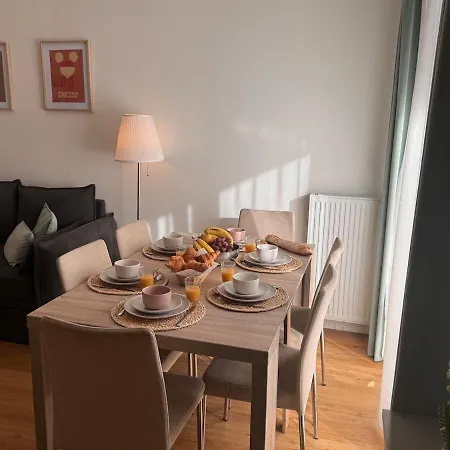 Dream Life In Paris Apartment *
