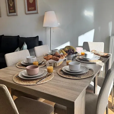 Dream Life In Paris Apartment Chessy (Seine-et-Marne)